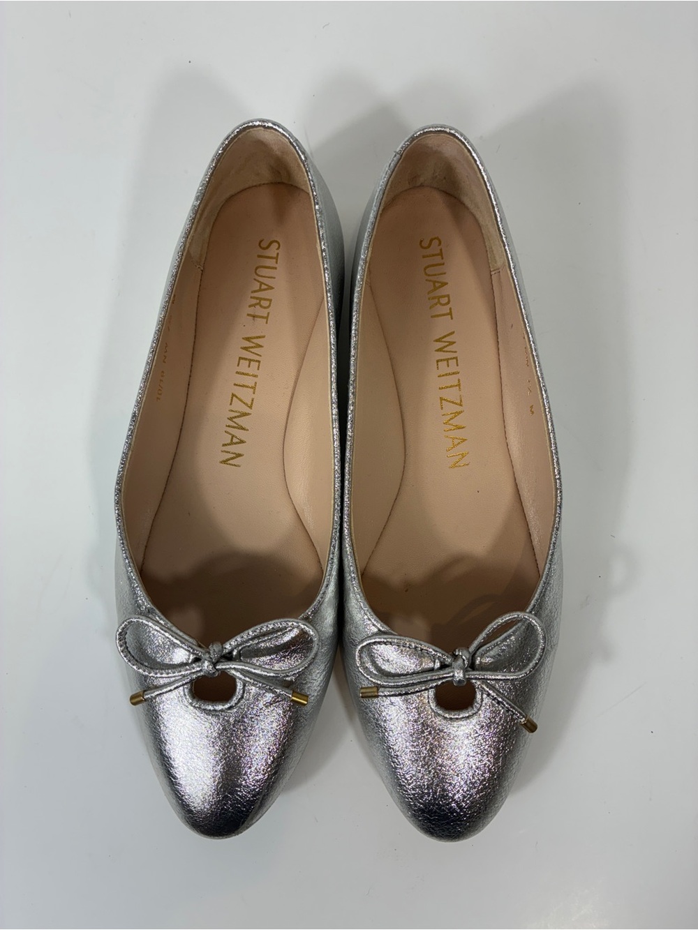 Stuart Weitzman Silver Metallic Ballet Flats Bow Detail Size 7.5 - Picture 2 of 8